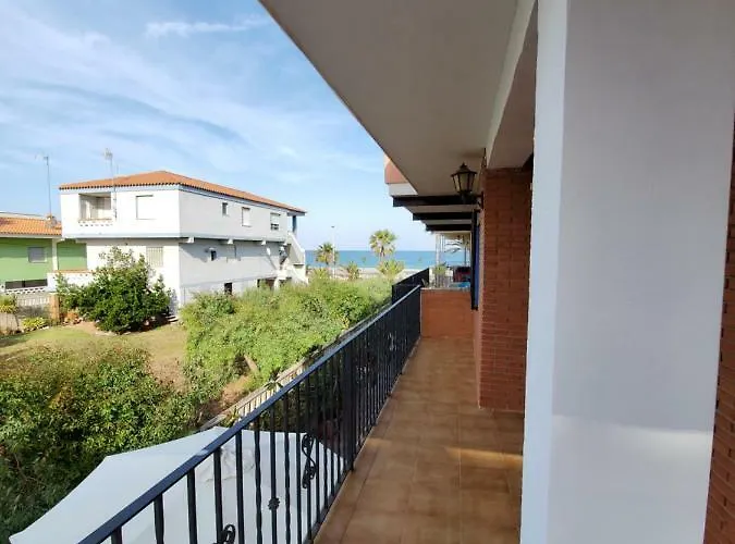 House Mare Nostrum *